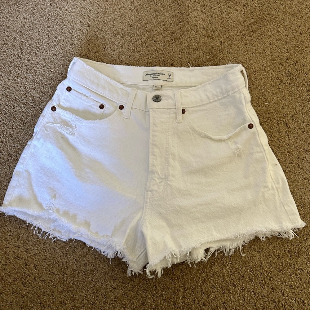Abercrombie Curve Love High Rise Mom Shorts (27)